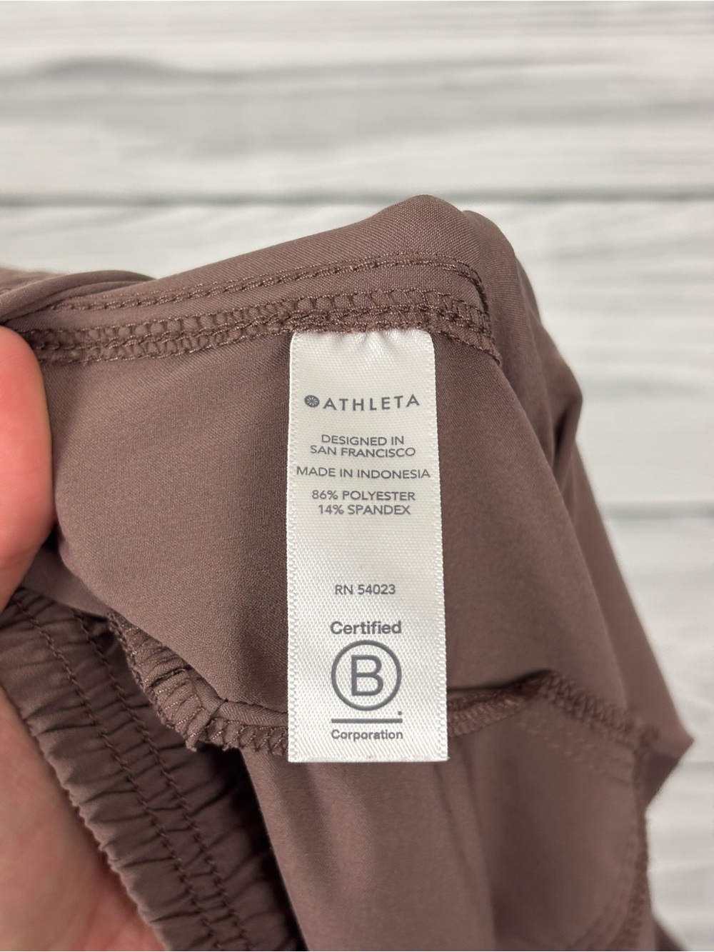 Athleta Chelsea Utility Performance Jogger Brown Size 6 - Picture 10 of 11